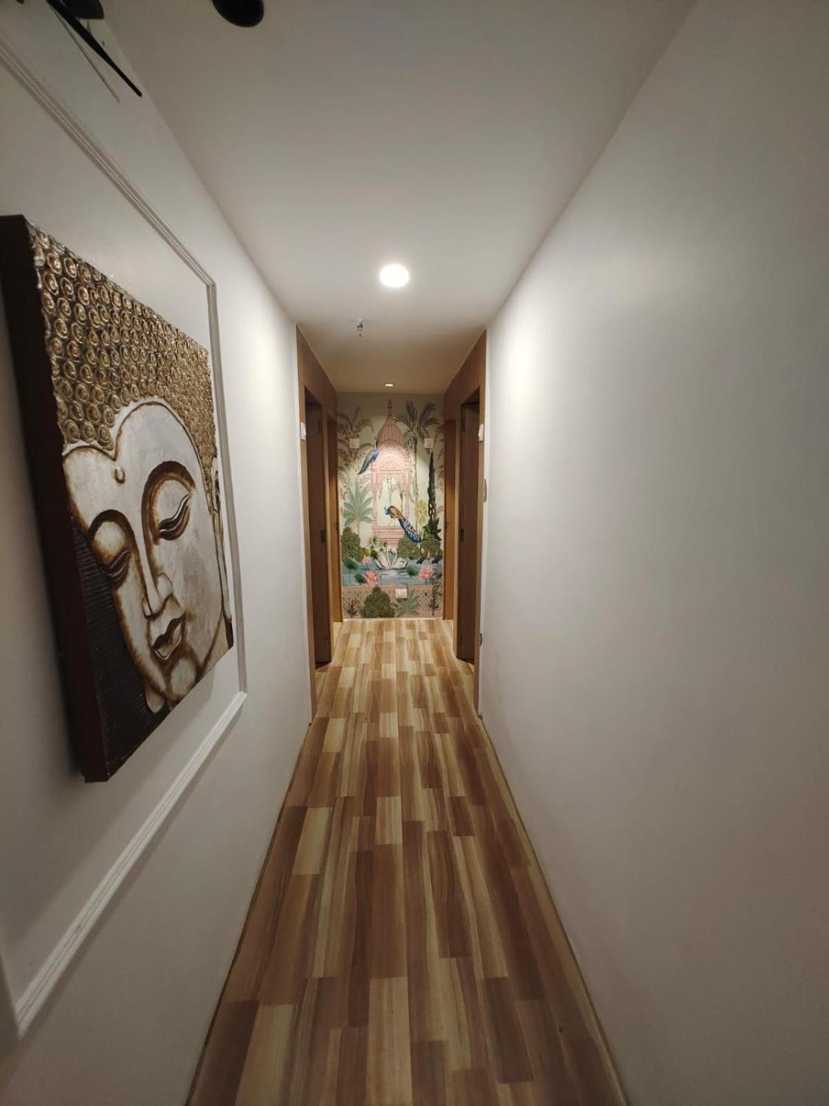 Hotel Prasang سورات المظهر الخارجي الصورة